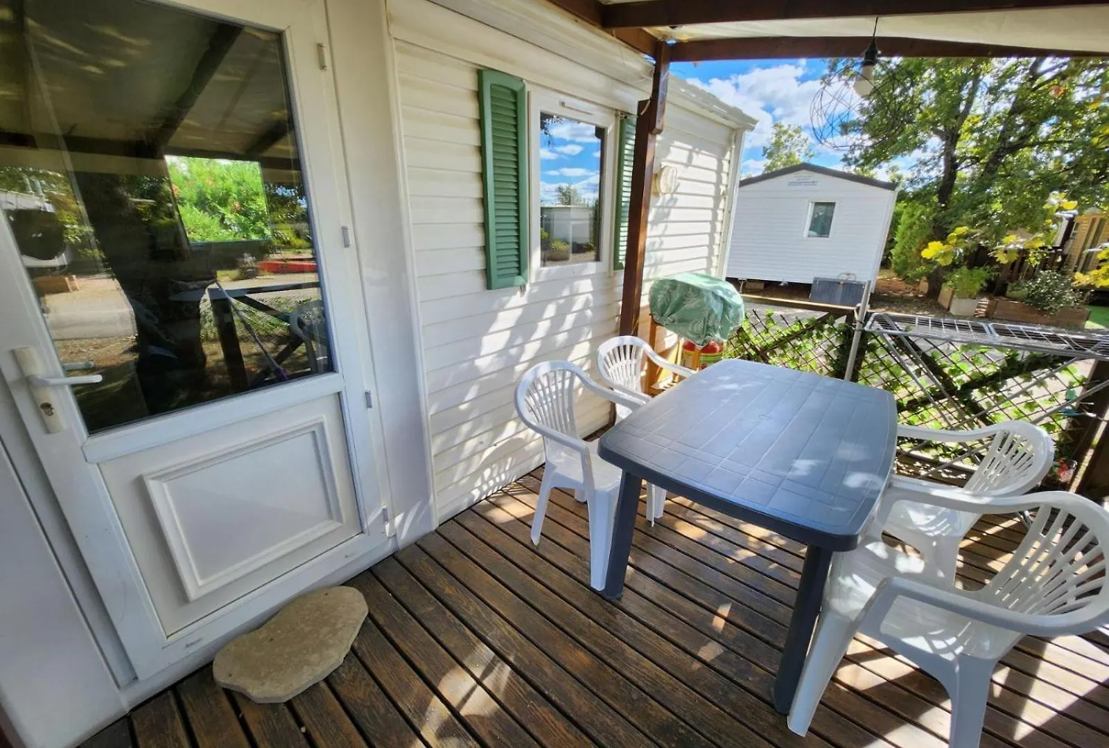 Semesterbostad Mobil Home Dans Camping 3 Etoiles Gorges Du Verdon Calme 4 Pers Plancha Sainte-Croix-de-Verdon